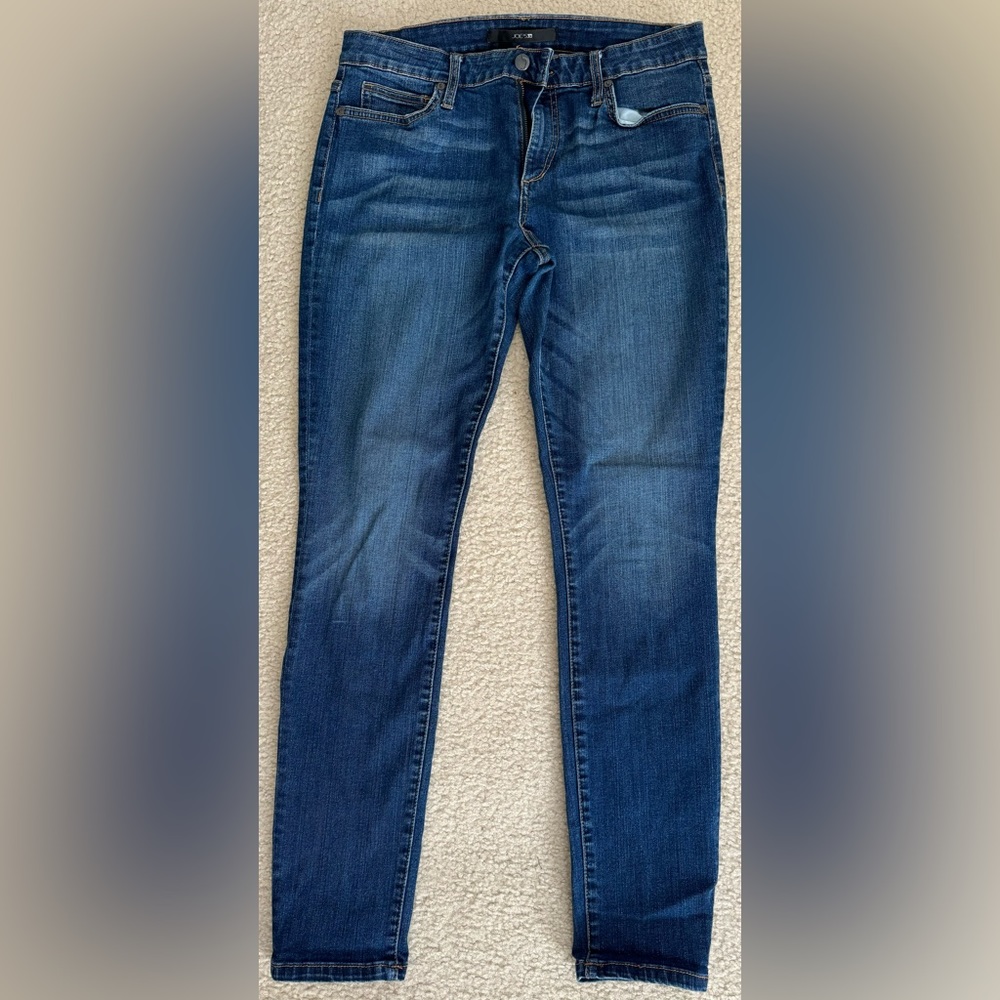 Joe's Skinny Jeans - Medium Wash - size 31